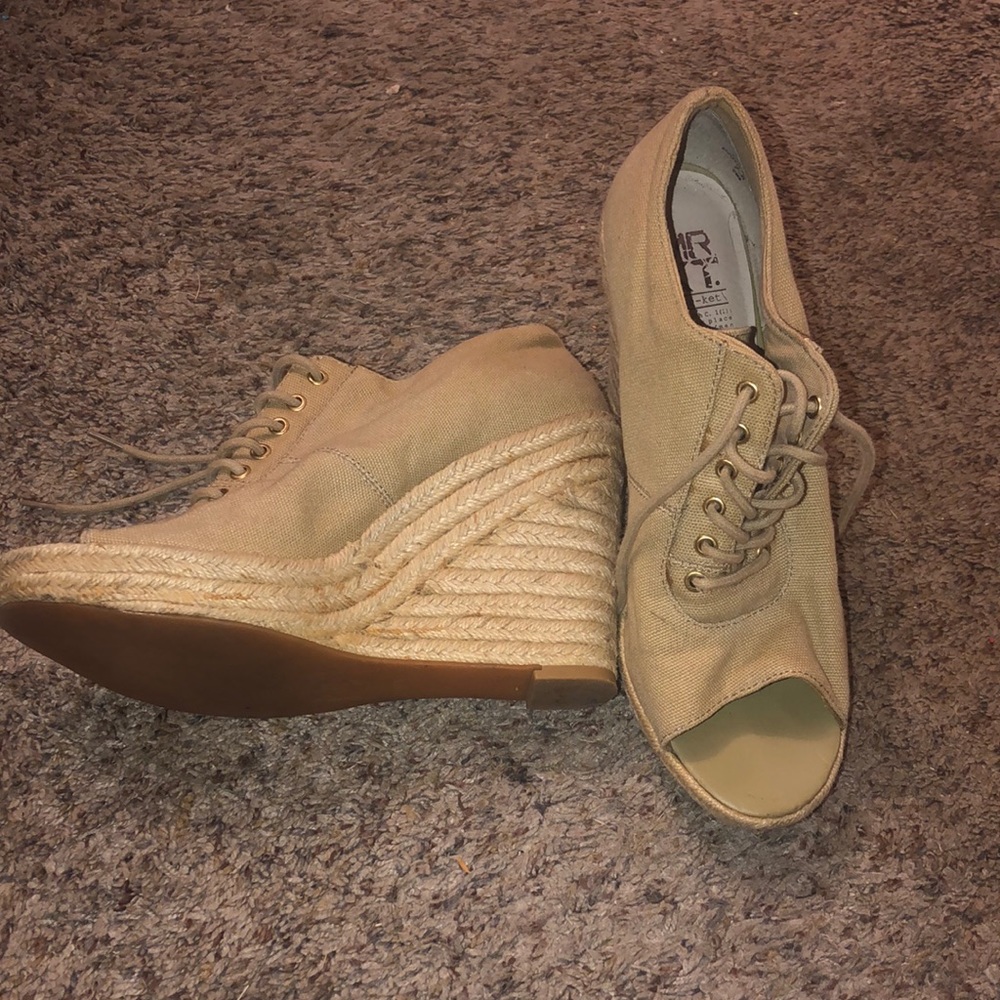 Wedge tweed open toe laced up shoes